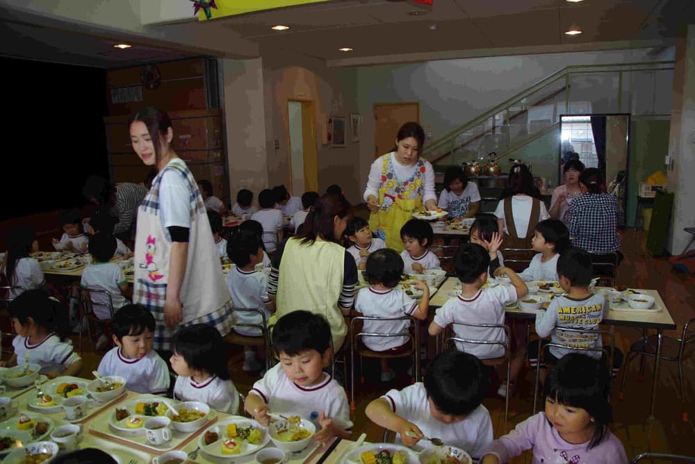 給食
